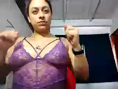 Cata Blue   online show from January 27, 2025, 8:39 pm