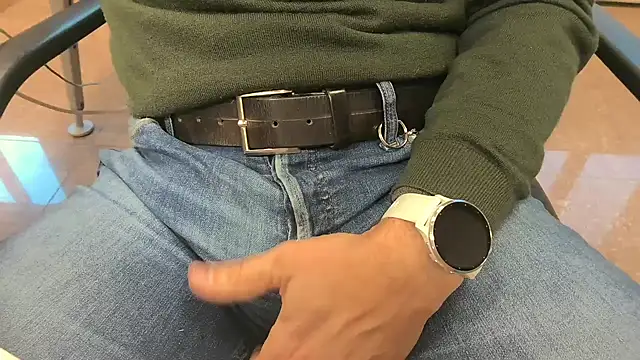 alessandroman2114 online show from March 27, 2026, 5:23 pm