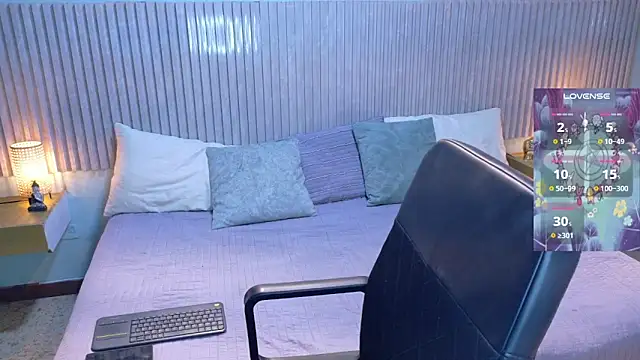 Eli666uwu online show from March 31, 2026, 10:48 am