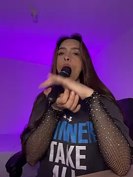 soy paulina online show from February 24, 2025, 7:22 am