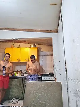 Snapshot of X_xtomas_x chatting on January 13, 2026, 3:23 am X xtomas x online show from January 13, 2026, 3:23 am