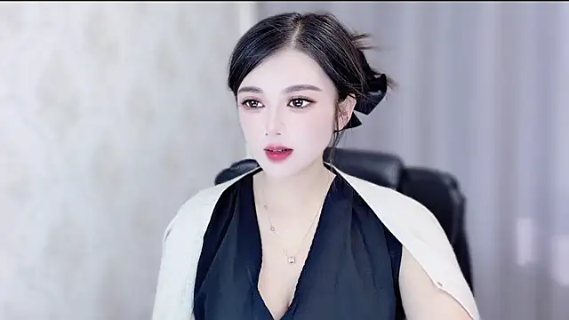 Snapshot of VIWVI chatting on February 3, 2026, 5:16 am VIWVI online show from February 3, 2026, 5:16 am