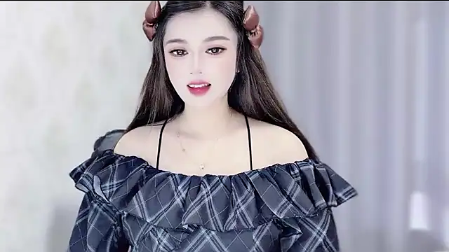 Snapshot of VIWVI chatting on February 8, 2026, 5:33 am VIWVI online show from February 8, 2026, 5:33 am