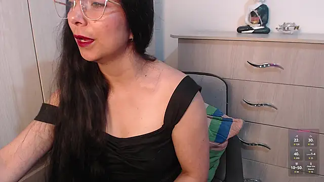 Karla hernandez  online show from December 16, 2025, 10:20 am