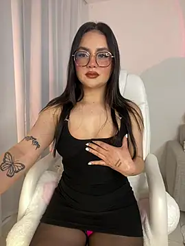 Snapshot of montmariana chatting on March 4, 2025, 3:00 am montmariana online show from March 4, 2025, 3:00 am