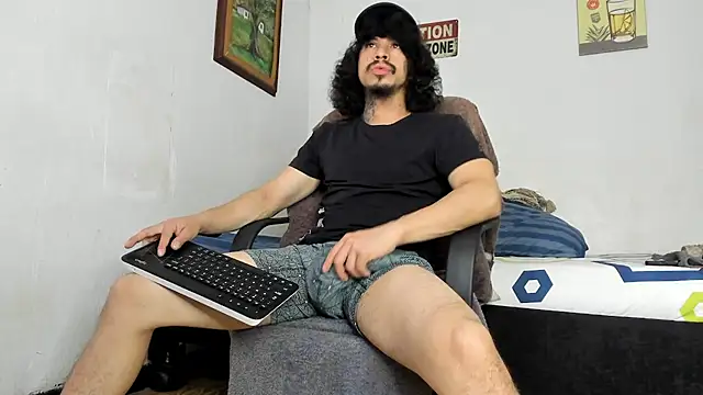 TristanWoods online show from January 15, 2026, 12:32 pm