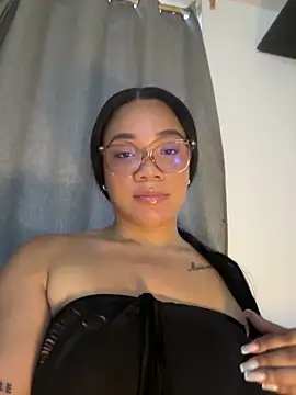 Snapshot of ashley_Tompson1 chatting on February 26, 2026, 11:20 am ashley Tompson1 online show from February 26, 2026, 11:20 am