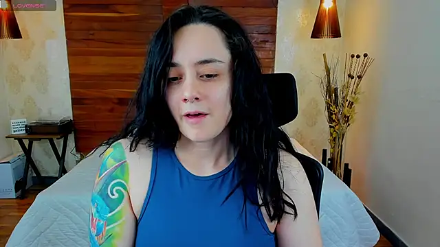 Snapshot of KatherineBond chatting on January 28, 2025, 9:19 pm KatherineBond online show from January 28, 2025, 9:19 pm