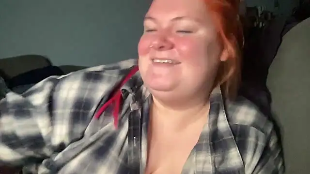 Snapshot of bbw_olive_peach chatting on February 13, 2025, 5:16 am bbw olive peach online show from February 13, 2025, 5:16 am