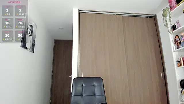 khloelatin online show from February 9, 2025, 9:39 pm