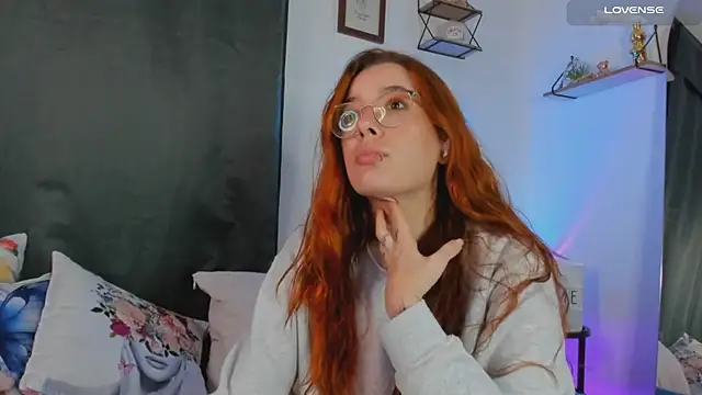 Manuela monroe online show from September 27, 2025, 3:22 am