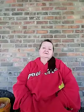 Bayou Woman68 online show from November 3, 2025, 4:30 pm