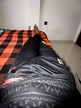 alanjoyoo online show from January 14, 2026, 7:58 am