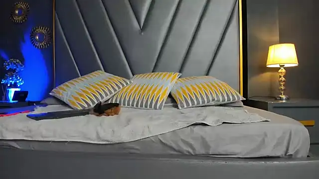 Snapshot of BrendaAdams_ chatting on March 6, 2025, 10:52 am BrendaAdams online show from March 6, 2025, 10:52 am