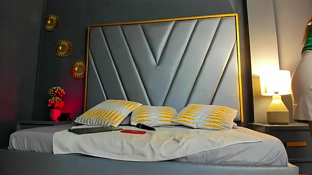 Snapshot of BrendaAdams_ chatting on September 24, 2025, 10:51 am BrendaAdams online show from September 24, 2025, 10:51 am