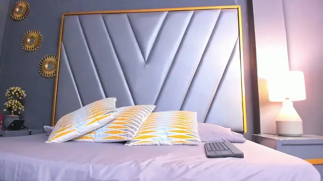 Snapshot of BrendaAdams_ chatting on October 11, 2025, 10:58 am BrendaAdams online show from October 11, 2025, 10:58 am