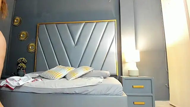 Snapshot of BrendaAdams_ chatting on November 9, 2025, 10:57 am BrendaAdams online show from November 9, 2025, 10:57 am