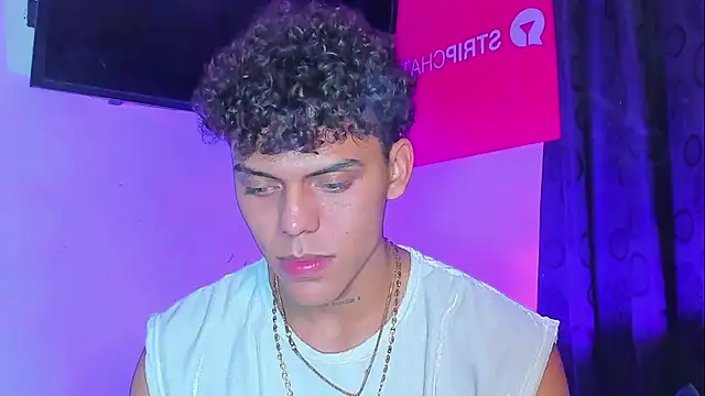 Snapshot of visaelX chatting on December 28, 2024, 10:03 am visaelX online show from December 28, 2024, 10:03 am