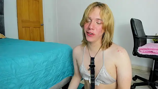  Little angel69 online show from January 2, 2025, 5:29 pm