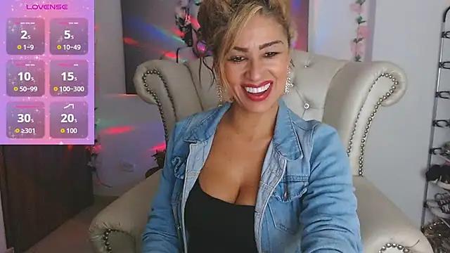 Isabelhot1 online show from October 28, 2025, 7:16 pm