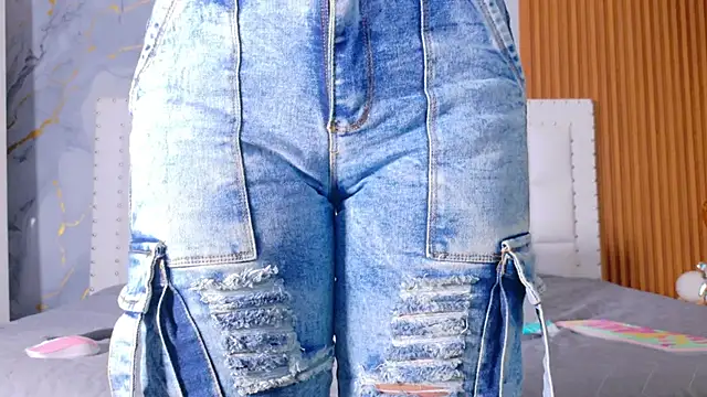 Snapshot of indianschoolgirl chatting on October 7, 2025, 7:44 pm indianschoolgirl online show from October 7, 2025, 7:44 pm