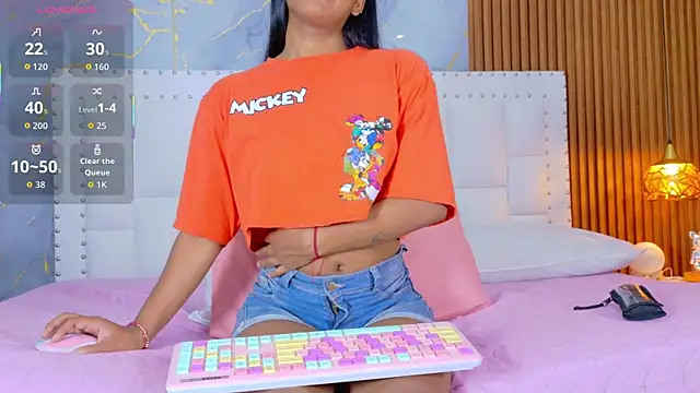 Snapshot of indianschoolgirl chatting on November 15, 2025, 6:15 pm indianschoolgirl online show from November 15, 2025, 6:15 pm