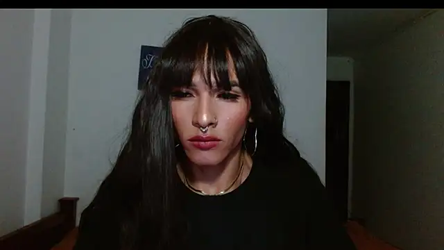 carolinemiller7 online show from January 26, 2025, 8:14 am