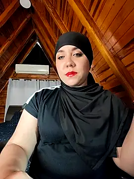 AmbarBurhan online show from April 11, 2026, 4:33 pm