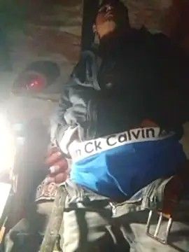 Snapshot of TattyFoxglove chatting on January 13, 2026, 11:43 pm TattyFoxglove online show from January 13, 2026, 11:43 pm