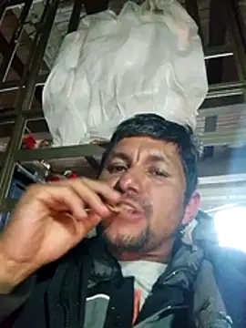 Snapshot of TattyFoxglove chatting on February 28, 2026, 9:27 pm TattyFoxglove online show from February 28, 2026, 9:27 pm