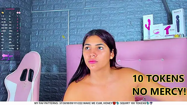 AriannaLewiis online show from February 21, 2025, 10:37 pm