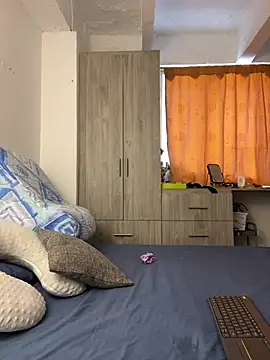 Miss-Abbii online show from December 29, 2024, 3:46 pm