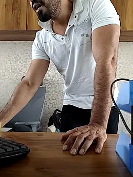 indianguy89 online show from March 15, 2026, 4:51 am