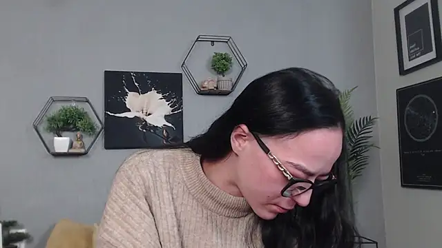 Snapshot of IzabelllNoir chatting on February 20, 2026, 9:32 am IzabelllNoir online show from February 20, 2026, 9:32 am