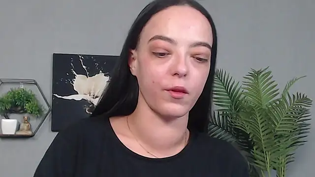 Snapshot of IzabelllNoir chatting on February 22, 2026, 9:08 am IzabelllNoir online show from February 22, 2026, 9:08 am