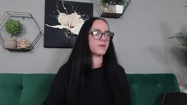 Snapshot of IzabelllNoir chatting on March 3, 2026, 10:10 am IzabelllNoir online show from March 3, 2026, 10:10 am