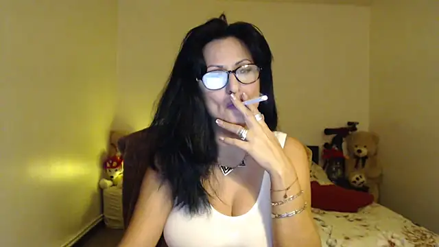 Snapshot of YourDreamLoverr chatting on January 25, 2025, 11:11 pm YourDreamLoverr online show from January 25, 2025, 11:11 pm