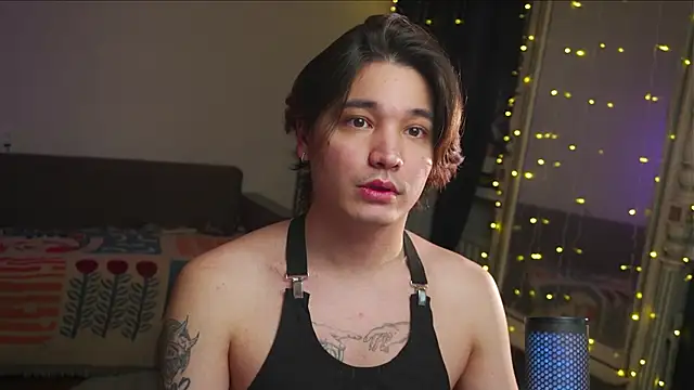 cherrydany online show from February 4, 2026, 4:51 am