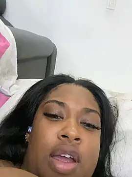 Snapshot of _MARRTINNA_ chatting on February 23, 2025, 11:11 am MARRTINNA online show from February 23, 2025, 11:11 am