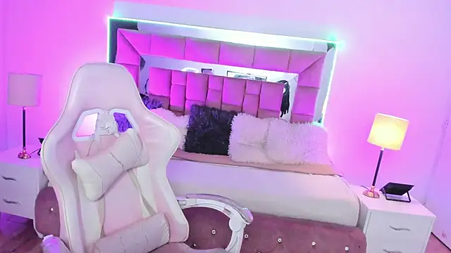 Aliciia cute1 online show from February 20, 2025, 10:26 pm