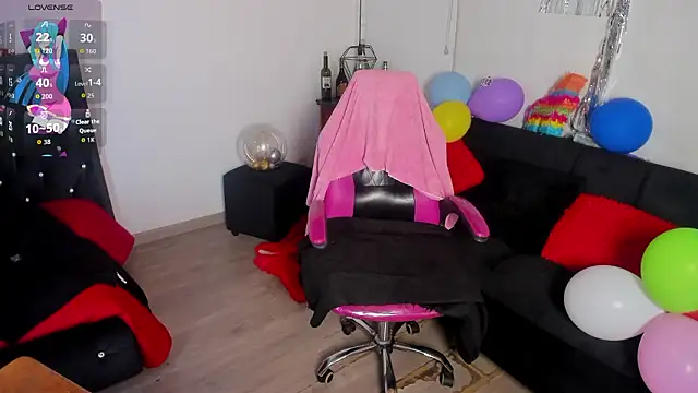 Aliciia cute1 online show from February 27, 2026, 9:26 pm