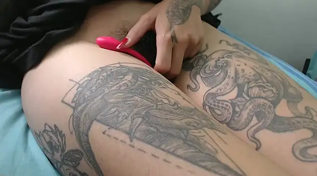 Snapshot of meganfoxx9 chatting on February 4, 2025, 10:02 pm meganfoxx9 online show from February 4, 2025, 10:02 pm