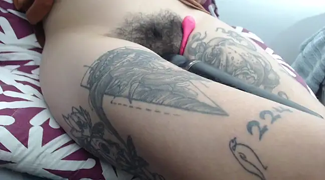 Snapshot of meganfoxx9 chatting on February 22, 2025, 2:39 am meganfoxx9 online show from February 22, 2025, 2:39 am