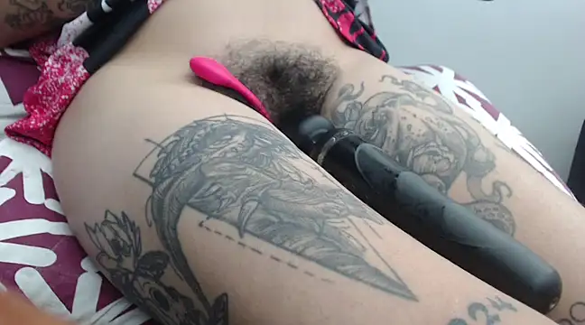 Snapshot of meganfoxx9 chatting on February 25, 2025, 3:42 am meganfoxx9 online show from February 25, 2025, 3:42 am