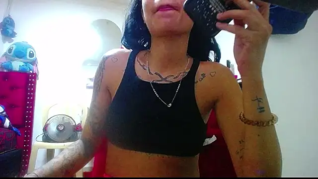 harry lia  online show from November 12, 2025, 9:36 pm