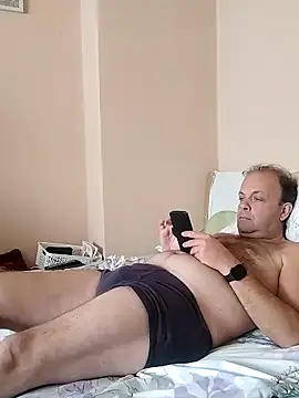 Snapshot of 1Kalandor@xh chatting on October 14, 2025, 8:15 am 1Kalandorxh online show from October 14, 2025, 8:15 am