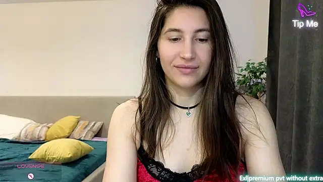 marrycolins online show from February 1, 2026, 3:05 am