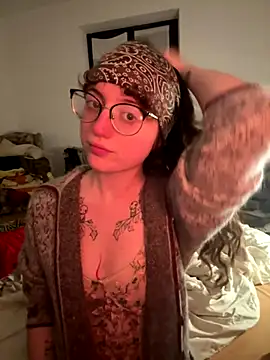 Snapshot of _foxygirl_ chatting on December 5, 2024, 9:39 pm foxygirl online show from December 5, 2024, 9:39 pm