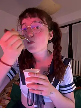 Snapshot of _foxygirl_ chatting on March 15, 2025, 6:10 pm foxygirl online show from March 15, 2025, 6:10 pm