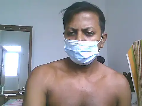 chocodk01 online show from March 10, 2025, 11:42 am